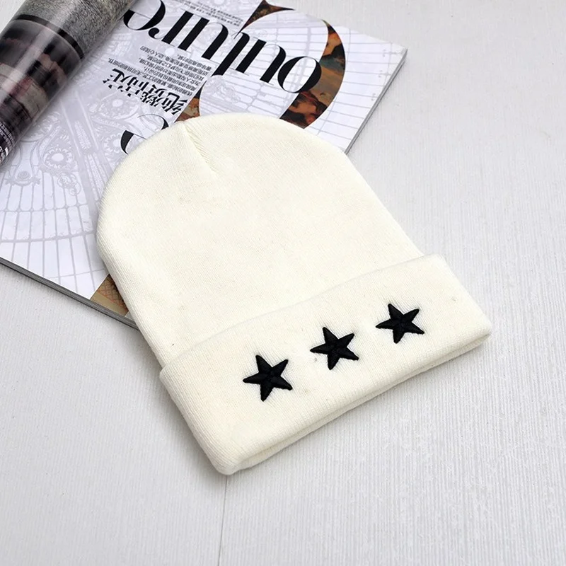 

Man and Women Beanies Caps Autumn Winter Embroidery Five-pointed Star Skullies Beanies Caps Warm Knitted Hat Gorros Bonnets