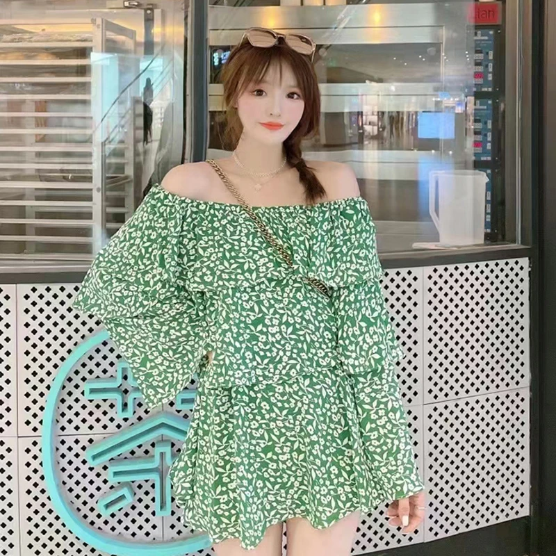 

GALCAUR Vintage Floral Shirt For Women Slash Neck Flare Long Sleeve Patchwork Ruched Hit Color Loose Blouses Female Fashion 2021
