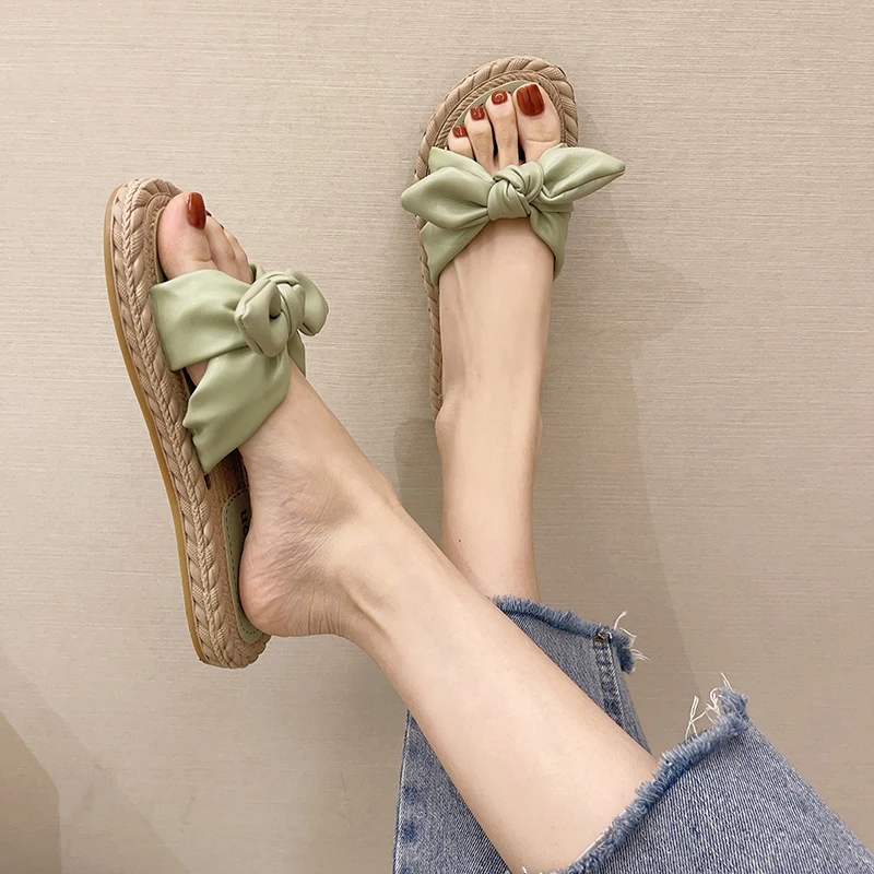 

House Slippers Platform Flat Shoes Female Low Slipers Women Slides Fashion Soft 2021 Luxury Massage Summer Casual Rubber PU Basi