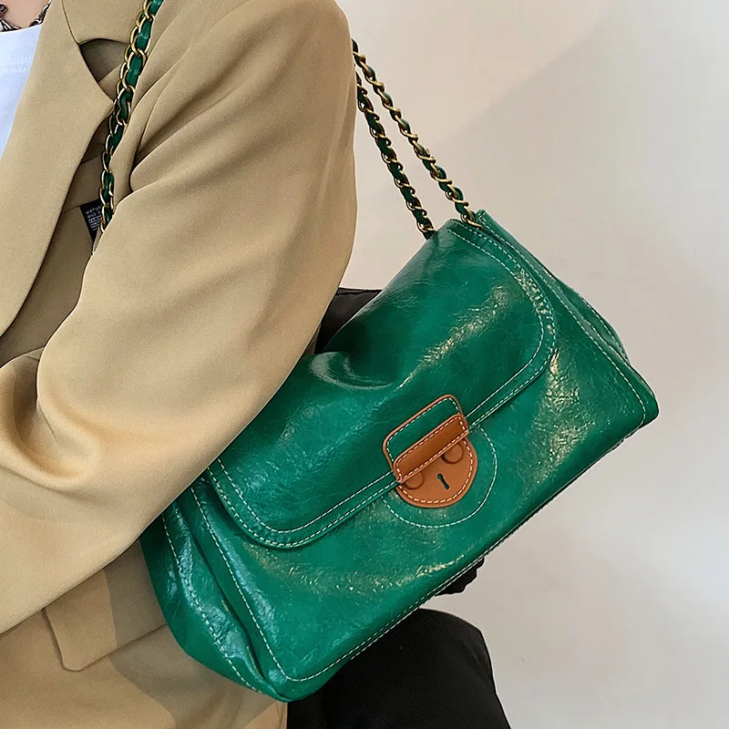 

2021 Winter Hit Vintage Fashion Luxury Designer Crossbody Shoulder Bag Trendy Chain Messenger Handbag and Purses Female Satchel