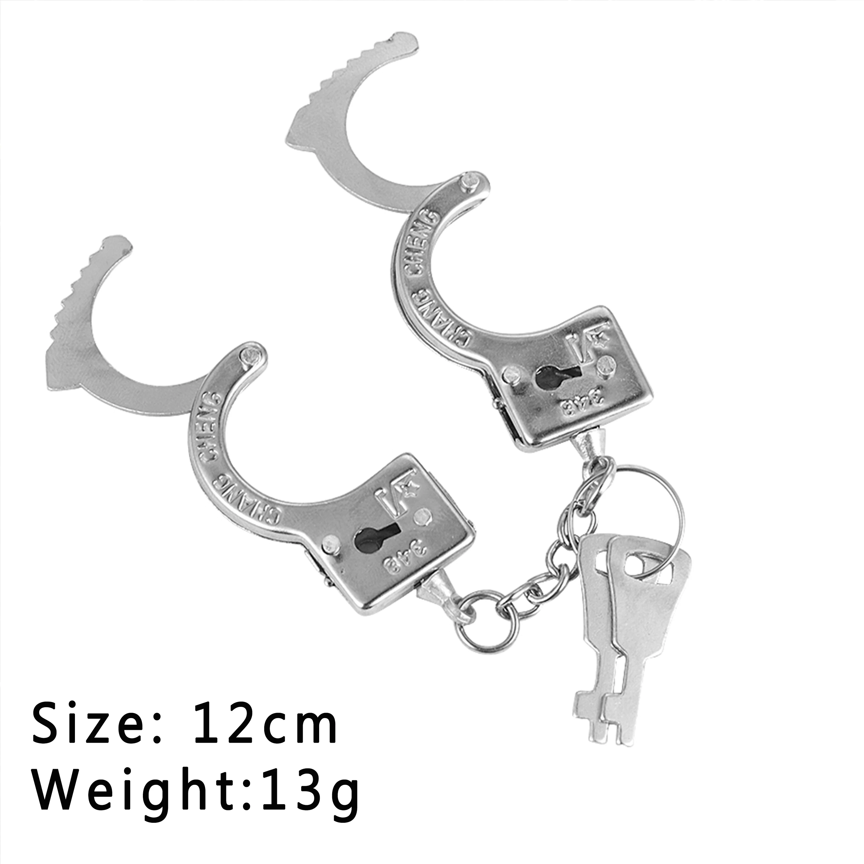 

Funny Accessories Metal Keychain Hot Sale New Design Alloy Key Holder Simulation Handcuffs model Key Chain For men Best Gift