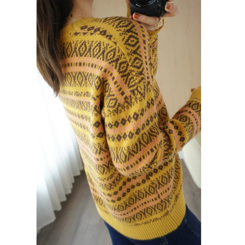 

Knitted Vintage Sweater Women Round Collar Short Casual Pullover Winter Warm Female Tops Jumper Jacket