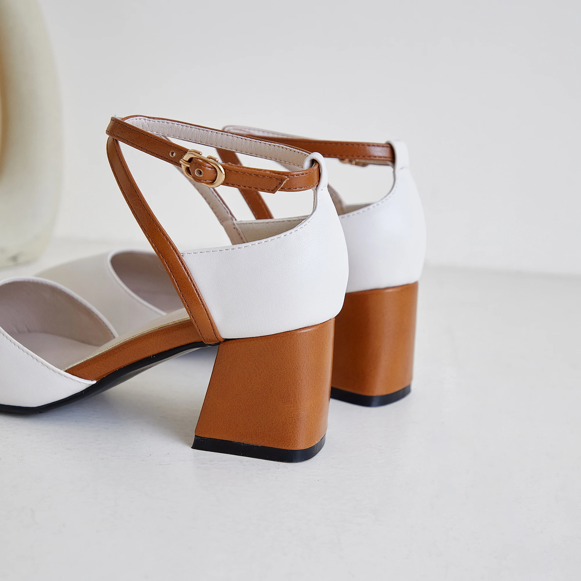 

Shoes Woman Pumps Chunky Heels Pointed Toe Buckle Strap Dress Shoes Female Party Shoe Summer Sandals