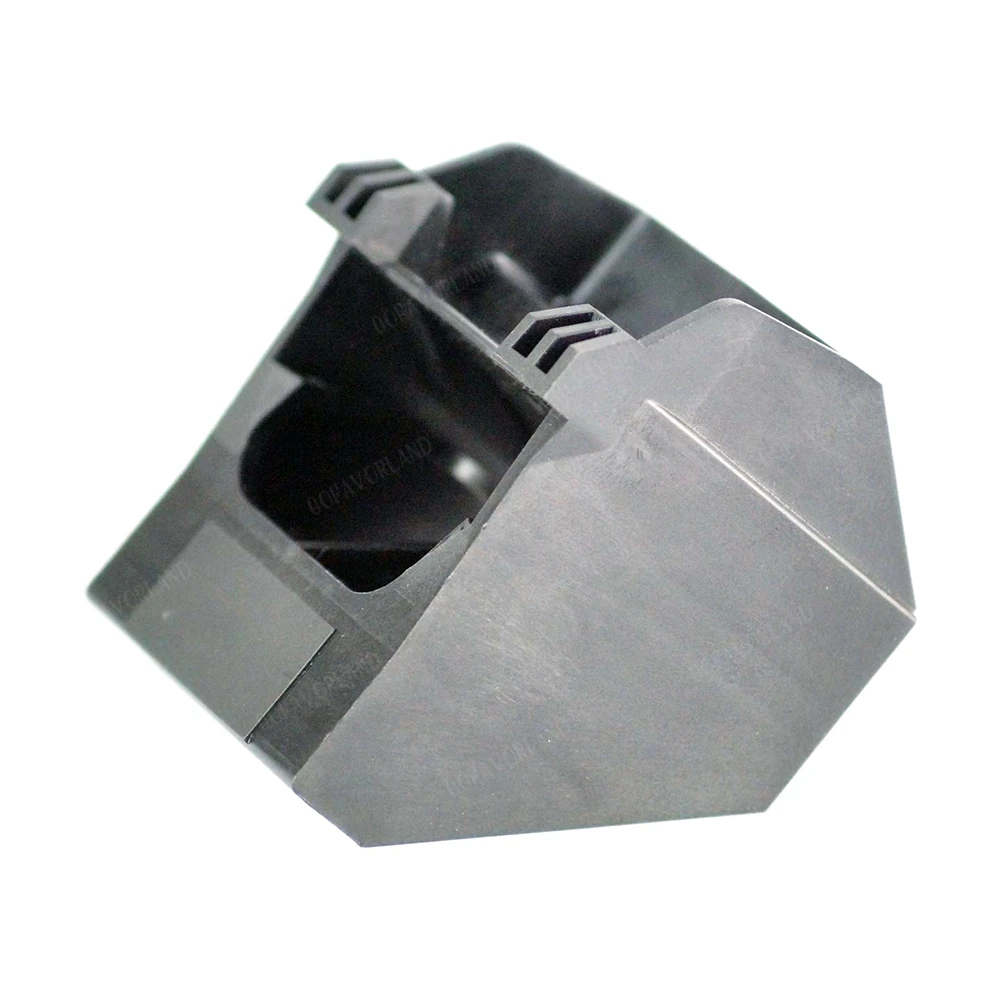 Кронштейн крепления радиатора нижний левый черный пластиковый 17117542517 для BMW E60 E61