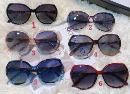 

9492 2020 hot new light Sunglasses large frame fashion glasses