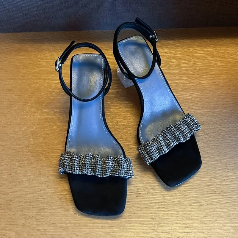 

Square fairy style thick heel sandals 2021 summer sheepskin diamond sexy one word with temperament high heel shoes