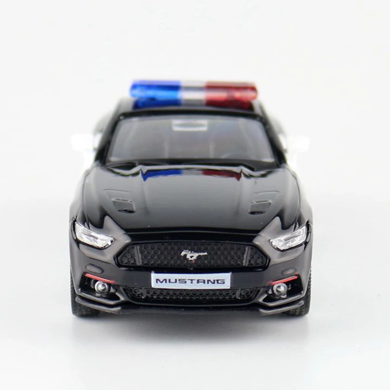 HOMMAT 1:36 весы Ford Mustang 2015 полицейская модель автомобиля сплав литая игрушечного