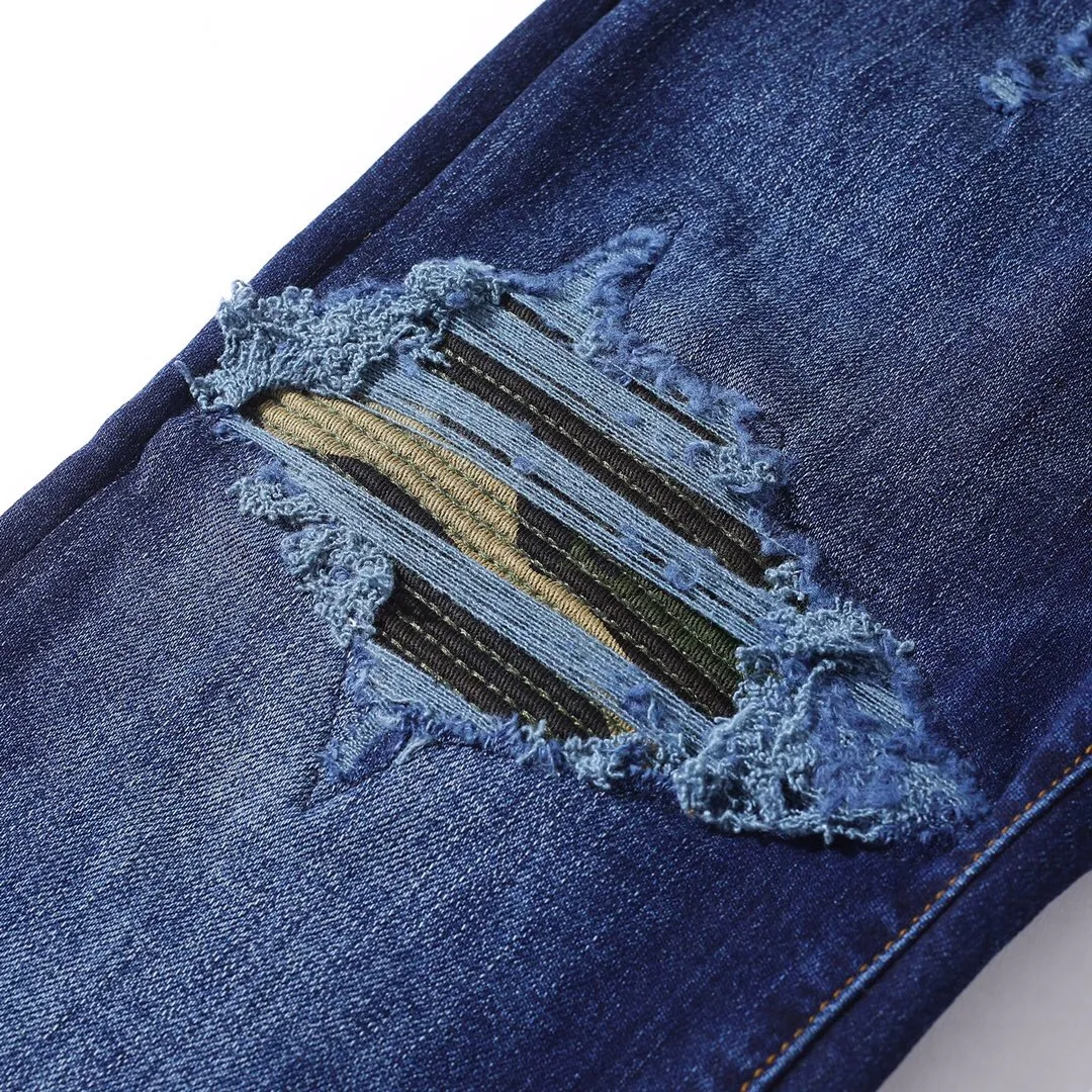 

SUPER DISCOUNTED men camo patch distressed indigo jeans