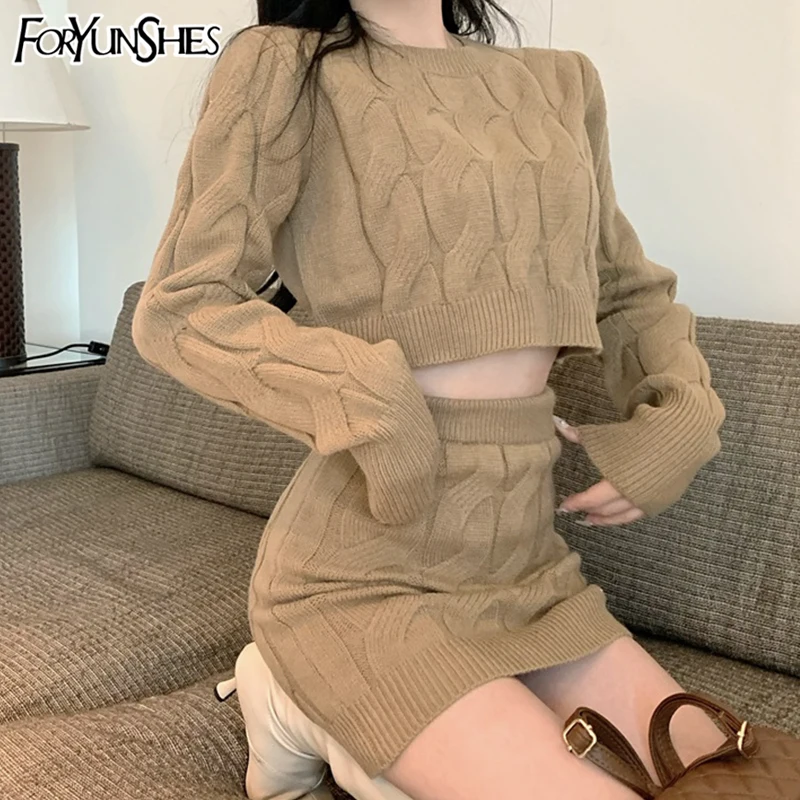 

Женский трикотажный спортивный костюм, комплект из двух предметов, свитер с длинным рукавом и круглым вырезом, укороченный топ и мини-юбка с эластичным поясом, зимняя теплая одежда 2021