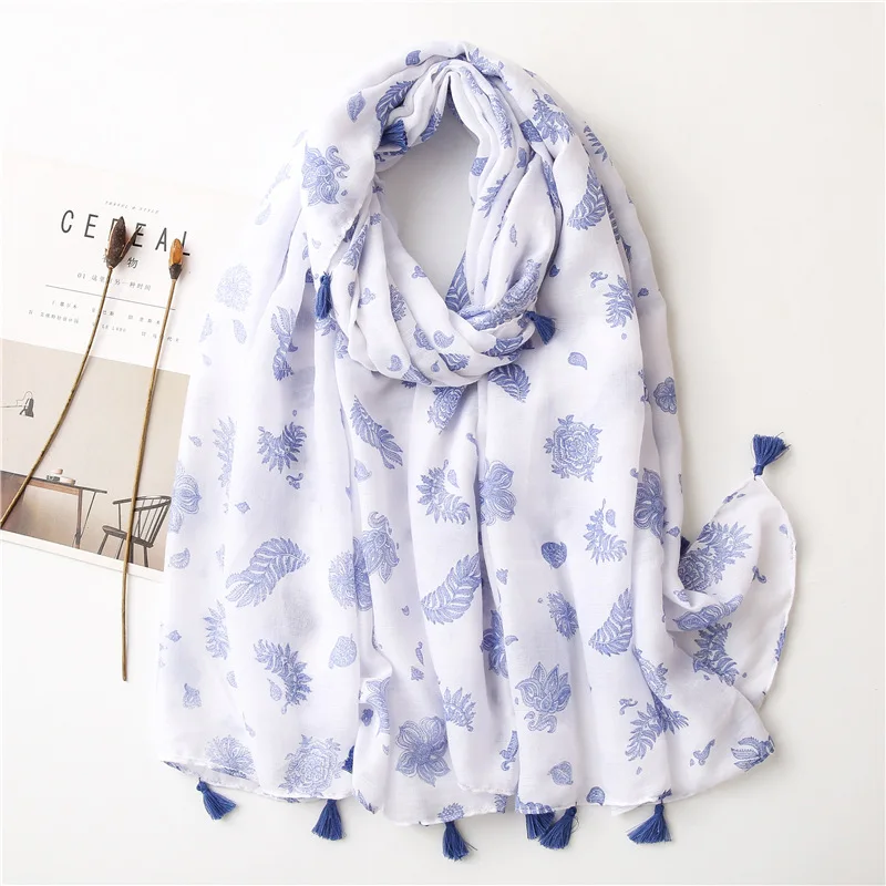 

Fashion Hijab Scarf Women Viscose Shawls and Wraps Four Seasons Soft Foulard Female Echarpe Designer Headkerchief