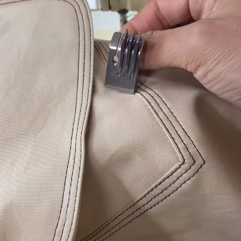 

New Design SP-18 Right Three Edge Guide Presser Foot For Industrial Single Needle Straight Lockstitch Sewing Machine 0.3 0.6 1.0