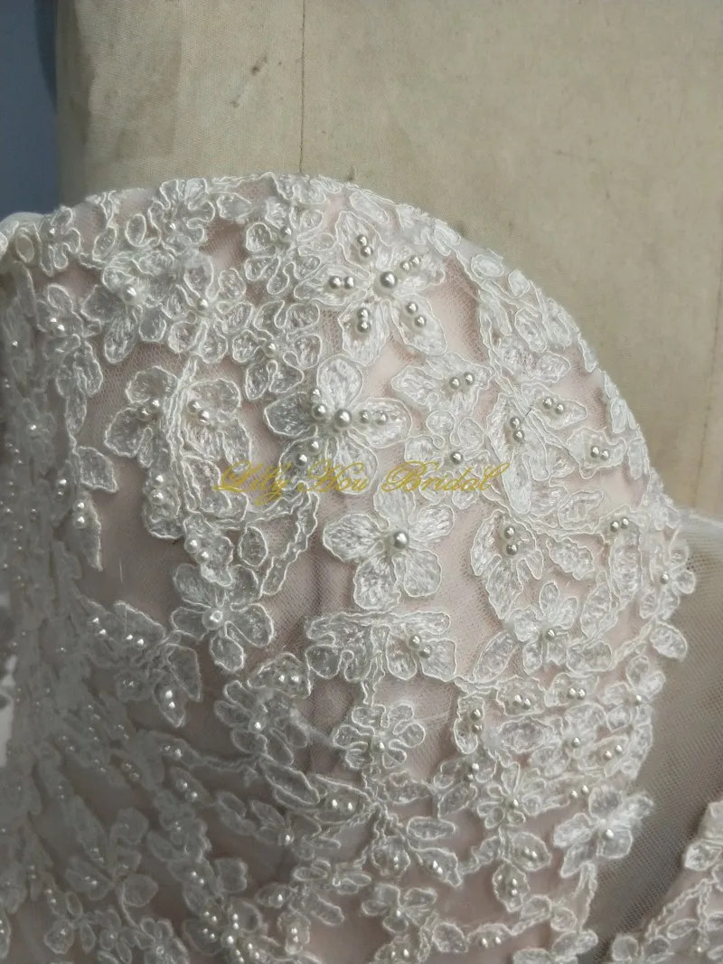 

Real Picture Colored Wedding Dress Blush Pink Off Shoulder Pearls Lace Appliques Tulle Bridal Gown with Corset Back