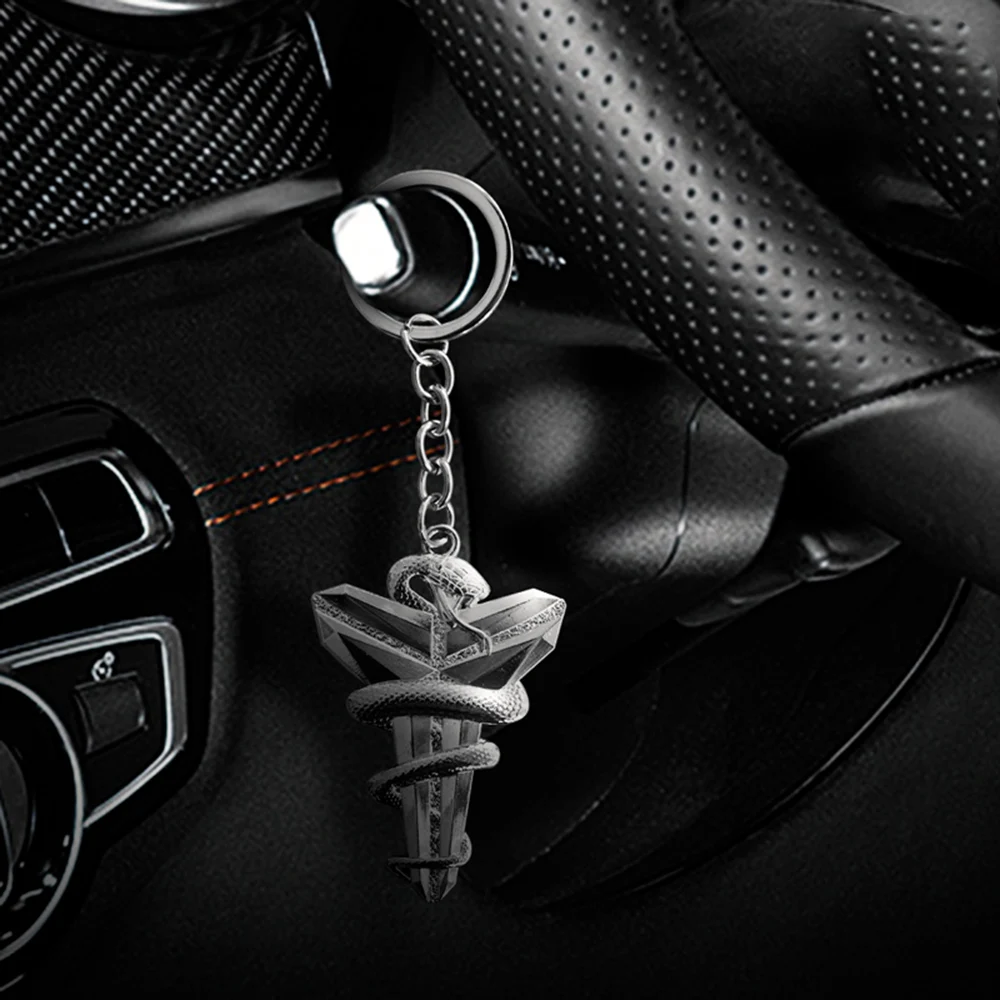 

Auto interior accessories Black Mamba keychain Personalized metal chain ring for car