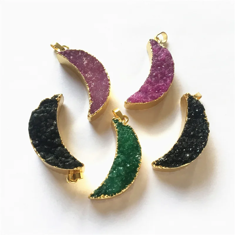 

FUWO Hot Sale Natural Druzy Agates Pendant With Gold Color Plated Half Moon Semi Precious Jewelry For Necklace Making PD331