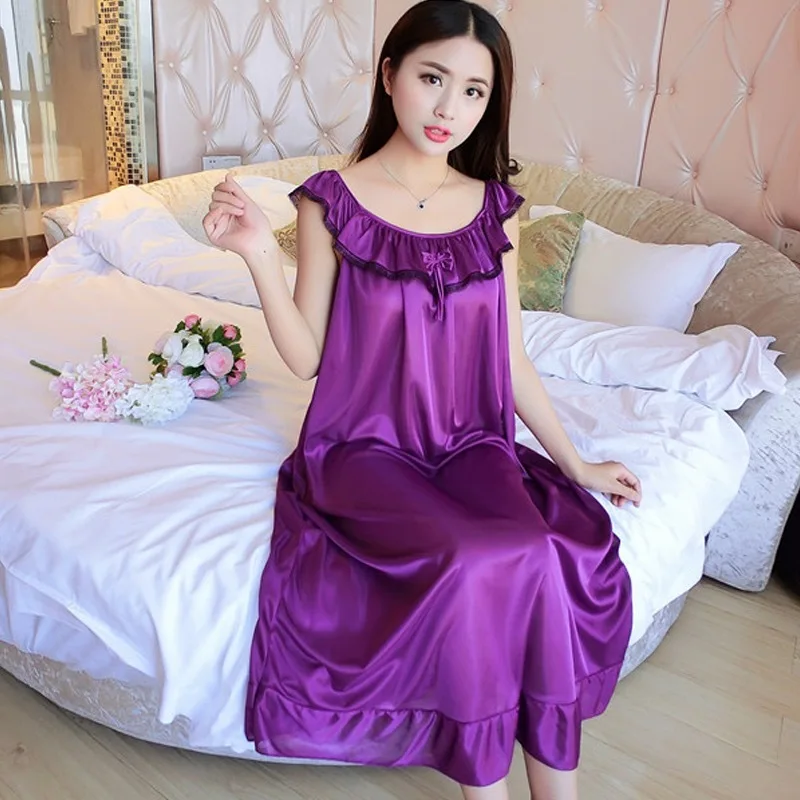 Пижама женская атласная с оборками и круглым вырезом длинное нижнее белье без