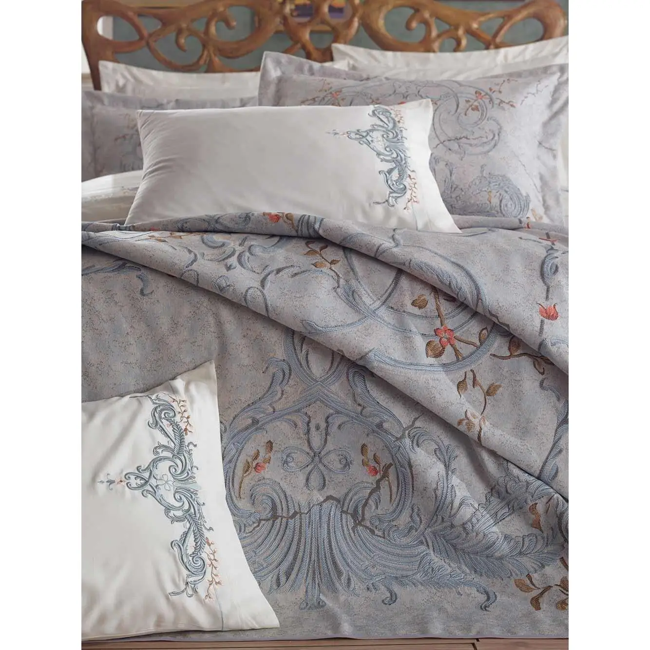 

Ruching Olivia Nevresimli Bed Cover Set