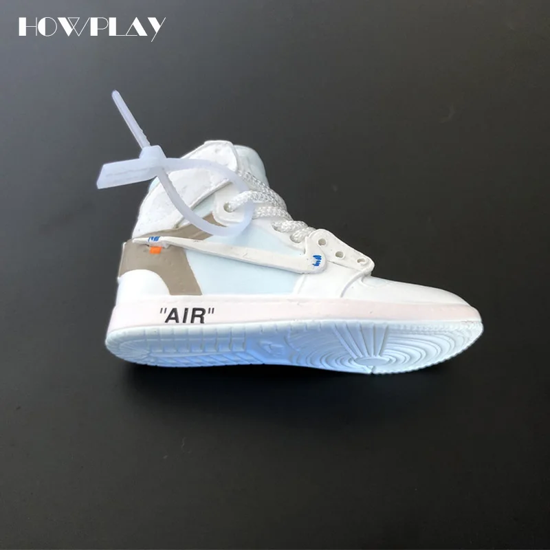 ow-white Howplay Mini Sneakers Basketball Shoes Keychain 3D Backpack Pendant Bag Charm AJ1 OW Creative Gifts Keyring for1/6 Soldier Doll - Цвет: ow-white