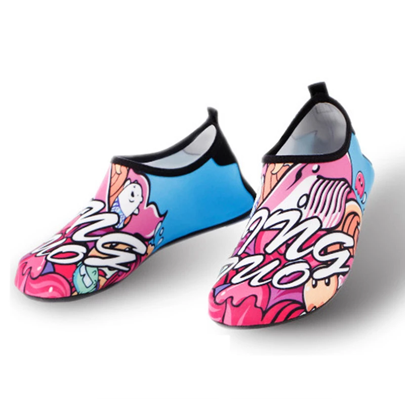 Пляжная обувь в горошек для мужчин и женщин TaoBo Спортивные Тапочки вождения воды