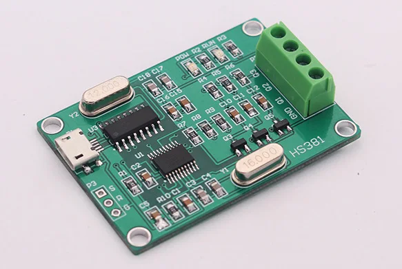 Трехфазный генератор синусоидальных сигналов USB можно регулировать от 0 до 360