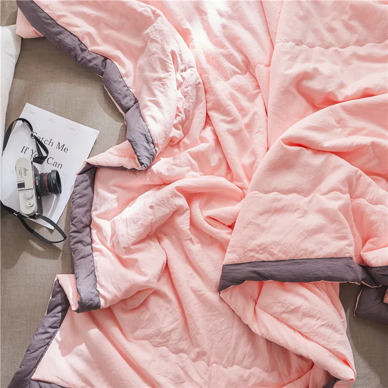 Однотонное летнее одеяло в простом стиле покрывало розовое мягкое для кровати