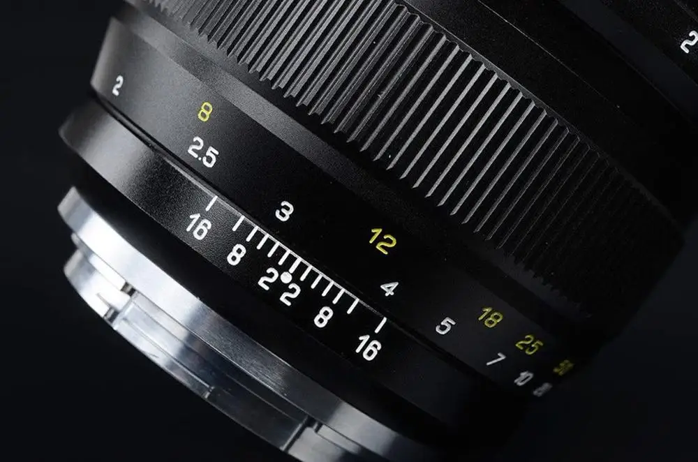 Zhongyi Mitakon Speedmaster 85 мм f/1 2 объектив The Dream для Sony FE Mount черного цвета|Объективы
