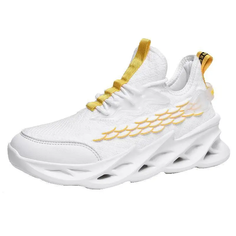 

2021 Spring and Summer Trend Set Foot Socks Shoes All-match Fly Woven Breathable Men's Casual Single Tide Sneakers Men YX260