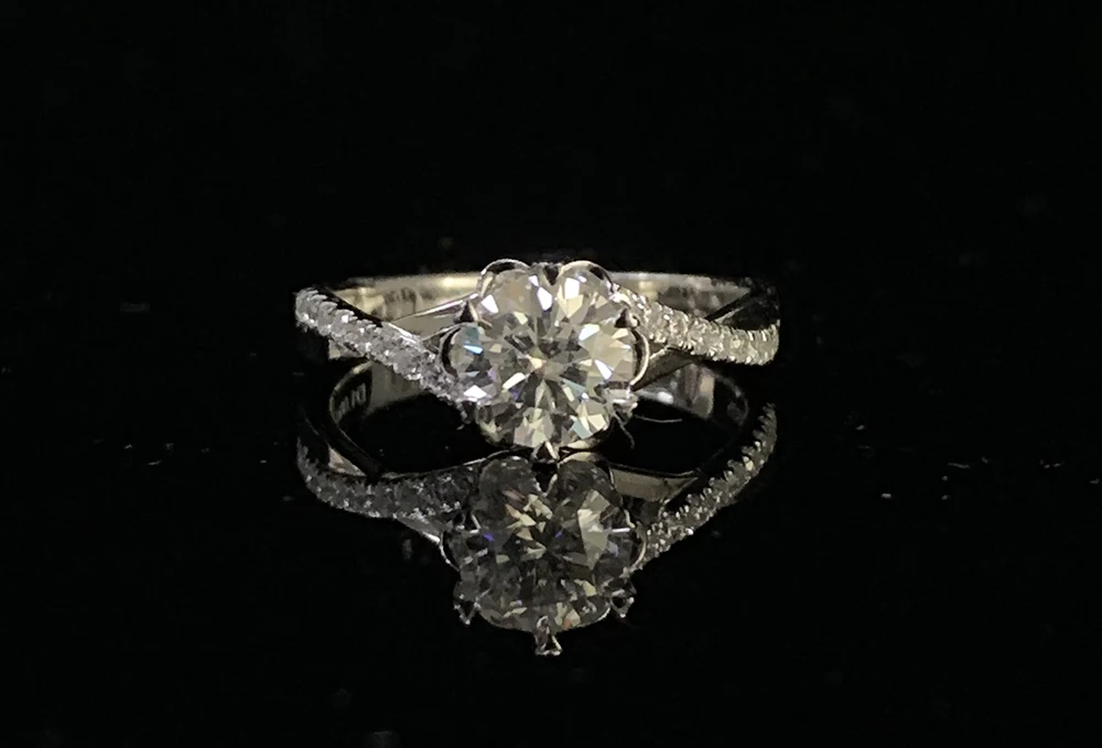 Чистое 18 К кольцо из белого золота 1ct 2ct 3ct романтический, модный Moissanite бриллиантовое кольцо ювелирное изделие в форме цветка кольцо на головщину для женщин