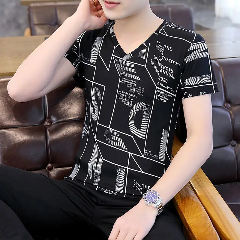 

2021 new ice silk short-sleeved t-shirt men's Korean version of the trend of V-neck bottoming t-shirt summer quick-drying top