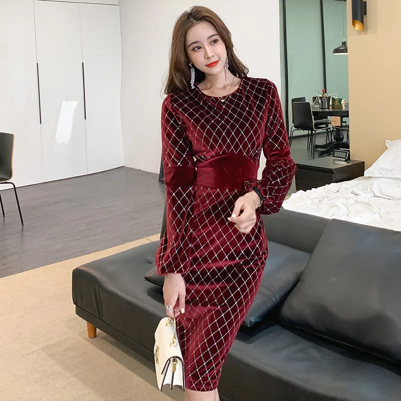 

Fashion Foreign Style Round Neck Women's Dress 2020 Autumn Printed Lantern Sleeve Slim Velvet Sexy Dress Women's Party Dress