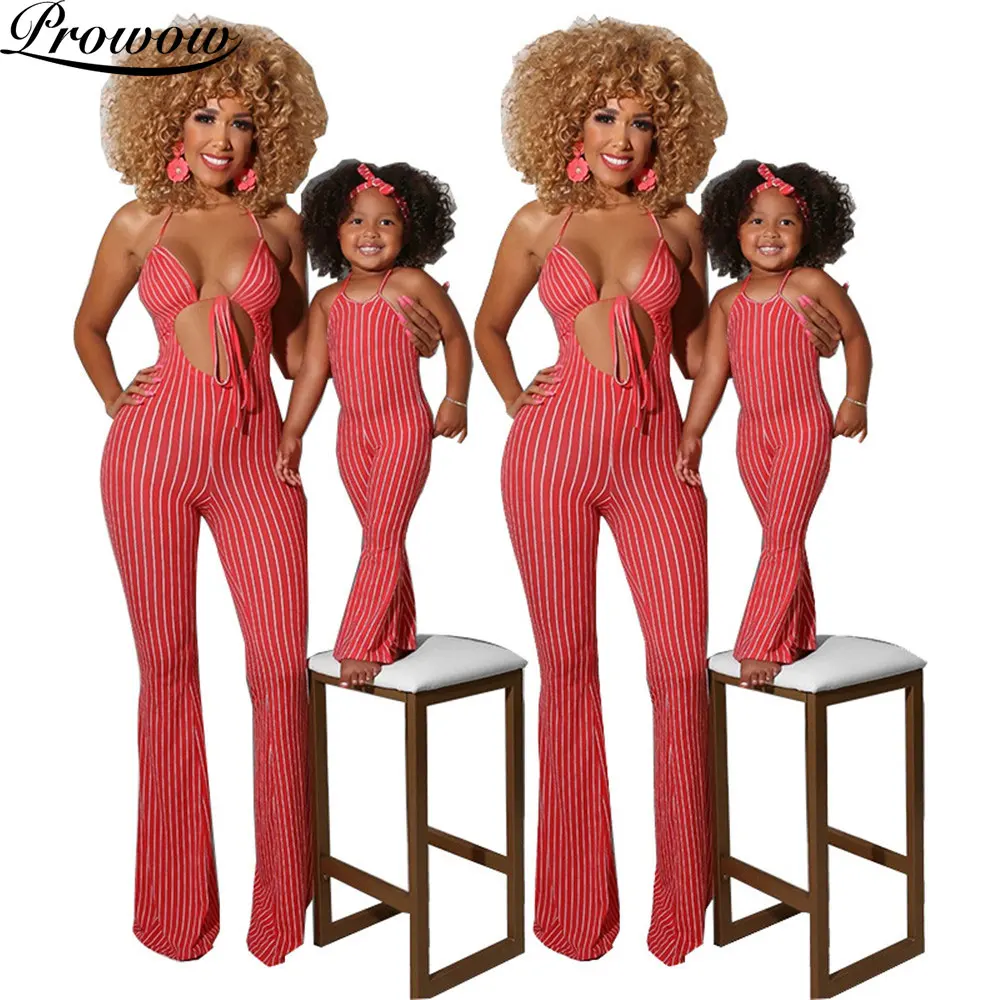 

Женский Летний комбинезон на бретельках, в полоску