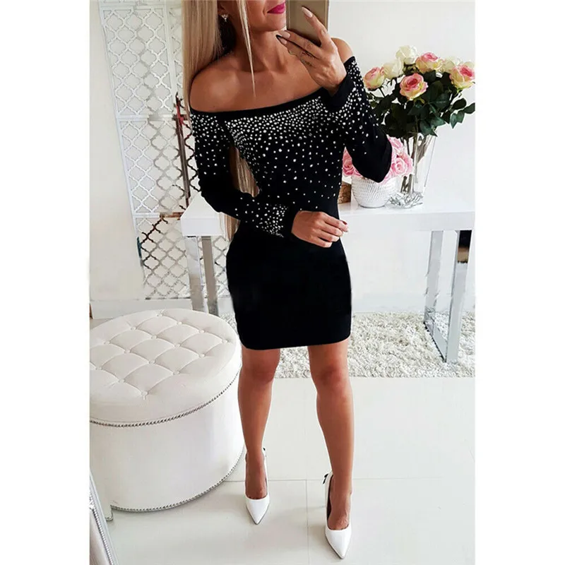 Женское осеннее платье 2020 зимнее черное красное с открытыми плечами открытой