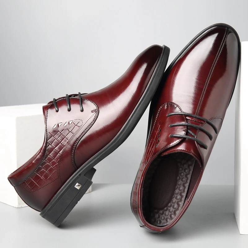 Туфли мужские деловые кожаные модные туфли дерби заостренный носок на шнуровке