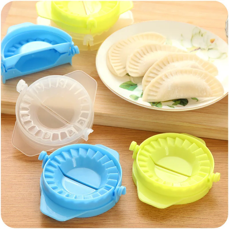 

Plastic Dumpling Mold DIY Pies Dough Pasta Tools Reusable Manual Dumpling Maker Baking Mould Kitchen Accessories