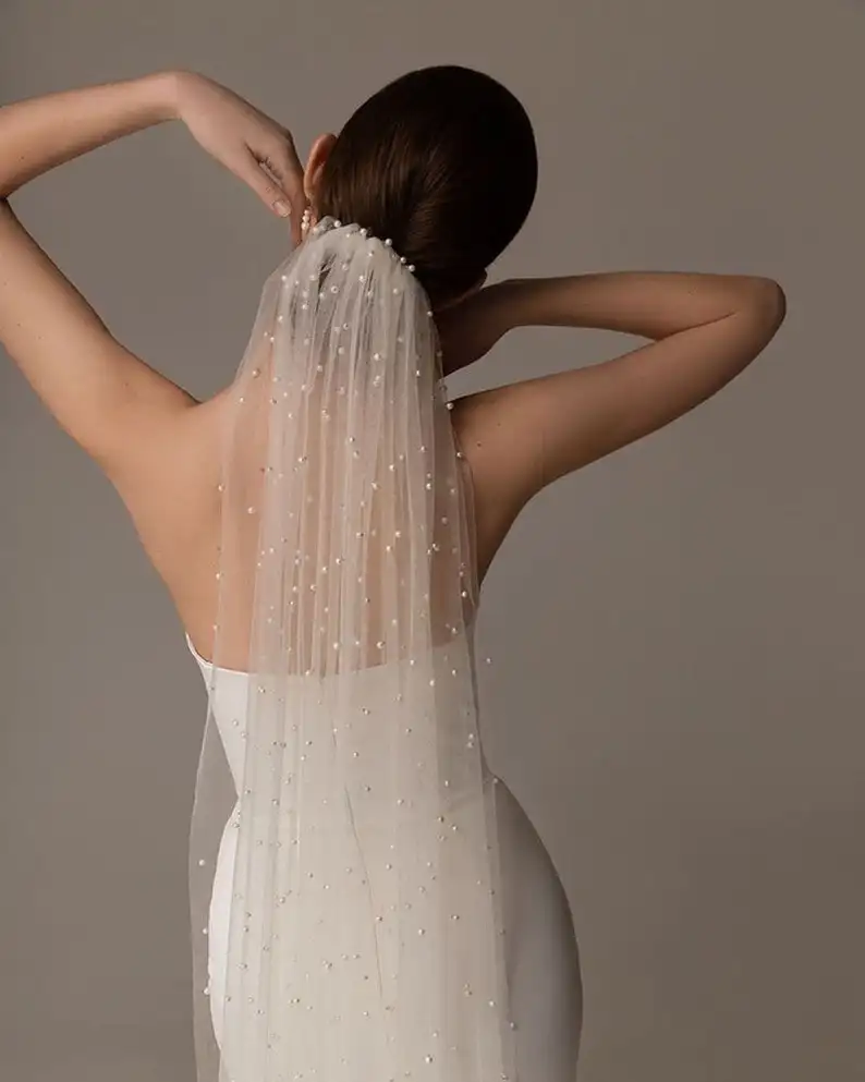 Pearl Wedding Veil Fingertip / Floor / Chapel / Cathedral Single Tier Bridal Veil Simple Lite Ivory Veil