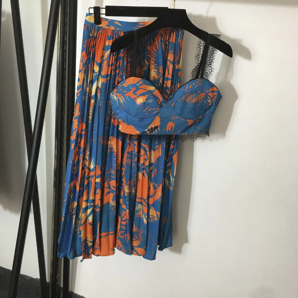 

2021 Chic Summer women's pleated Skirts High quality floral ptiny Beach style Skirt B763