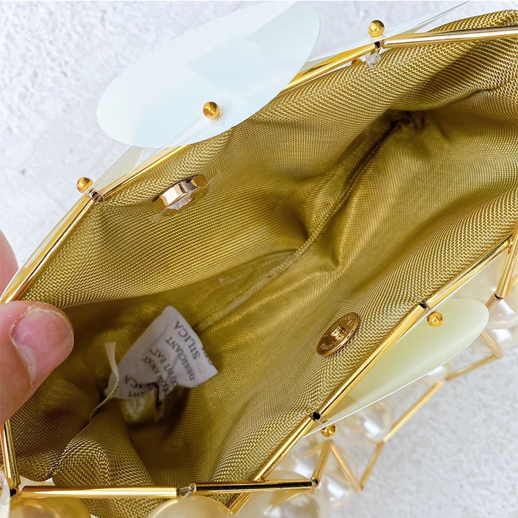 

Handmade Pearl Handle Evening Bag Women Purses and Handbags Party Clutch Bag Evening Bag Fashion Elegant Designer Bag Tote Bag