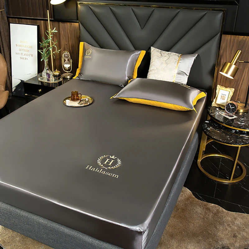 

Summer Ice Silk Cooling Bed Sheets Washable Bed Cover Anti-slip Dust-proof Mattress Protector Flat Mattress Cover