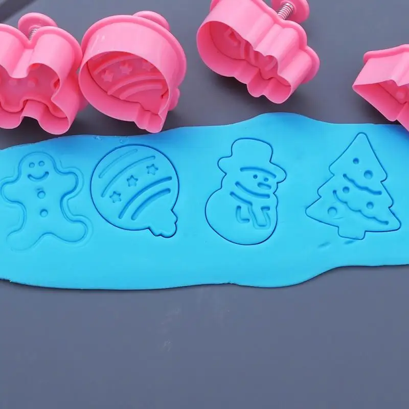 4pcs Christmas Series Biscuit Mold New Year 2021 Kitchen Cake Decoration Tool Household ABS Cookie Tools Baking Appliance