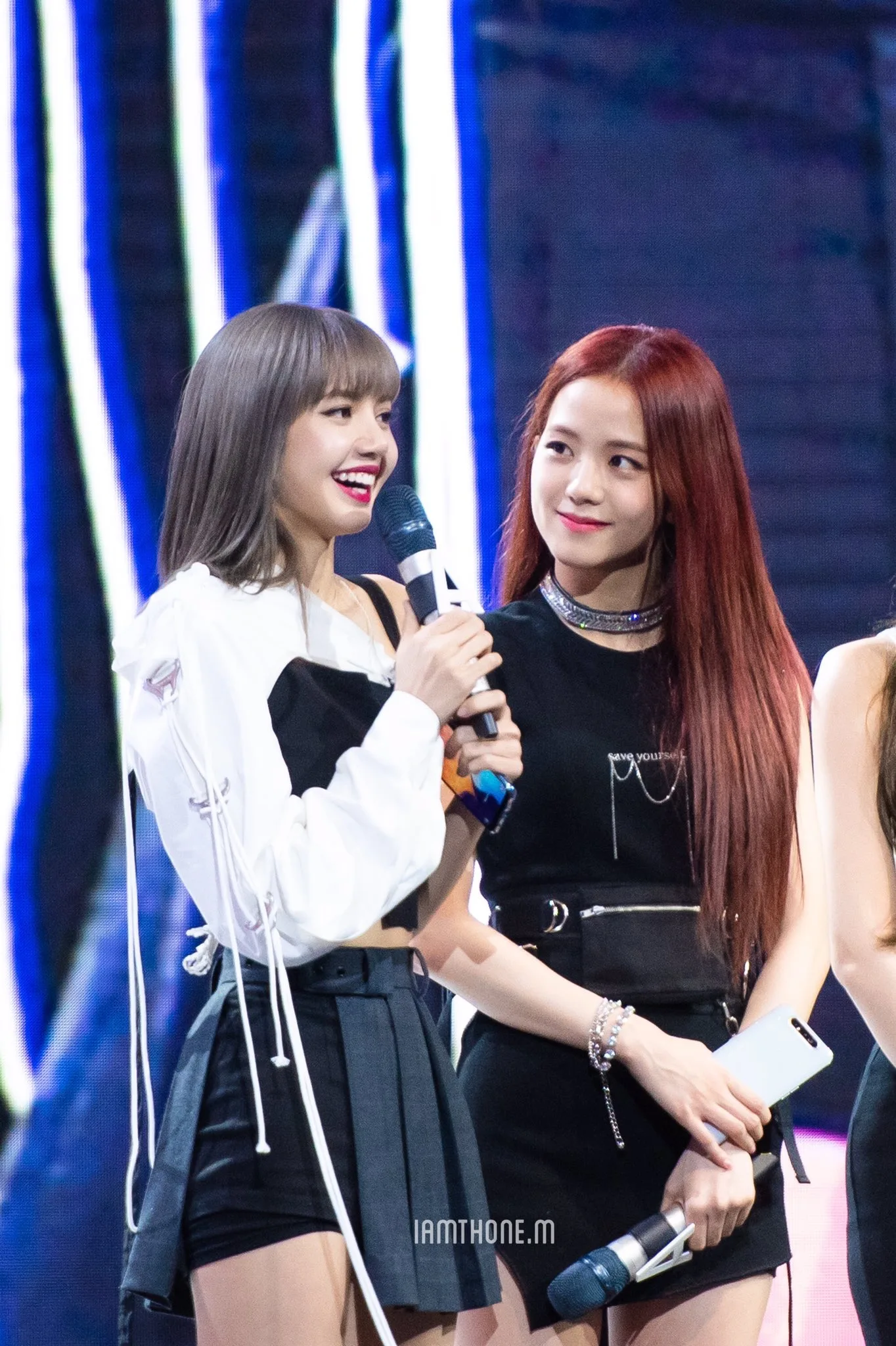 Kpop Черный Лиза же готический ветер Сплит концы свободные женские плиссированные юбки корейский черный сексуальный Высокая талия мини юбка женская одежда
