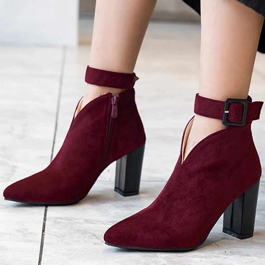 Женская обувь с пряжкой Сезон осень женские полусапожки Челси Женские сапоги