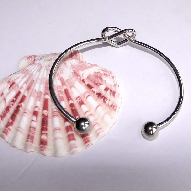 DICAYLUN браслеты с узлом сердечком открытые c-образные Металлические модные манжеты