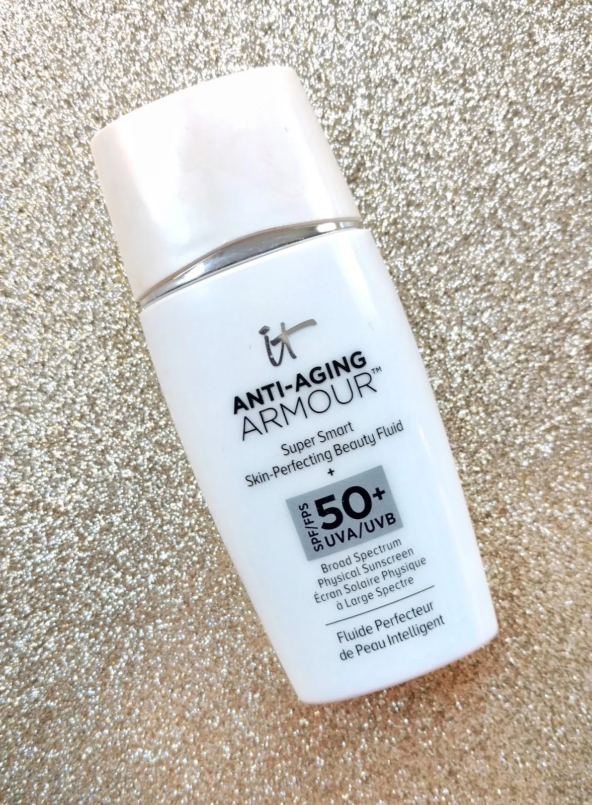 It Cosmetics Антивозрастная Броня тонированный солнцезащитный крем SPF 50 + Супер умная
