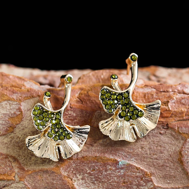 

New luxury creative ginkgo leaf shape front and rear earrings gold color green retro gift Q3D274