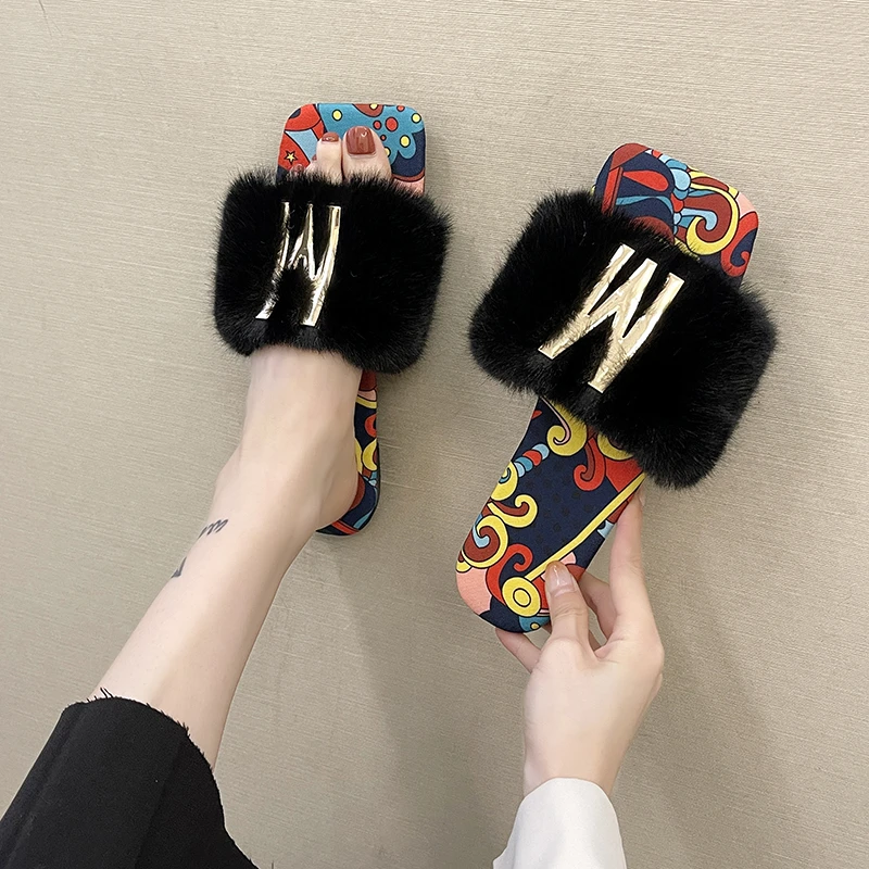 

HKXN Fancy Bottom Hairy Slippers Female 2021 Autumn New Square Head Outer Wear Flat Bottom Lazy Fashion Large Size Slippers T