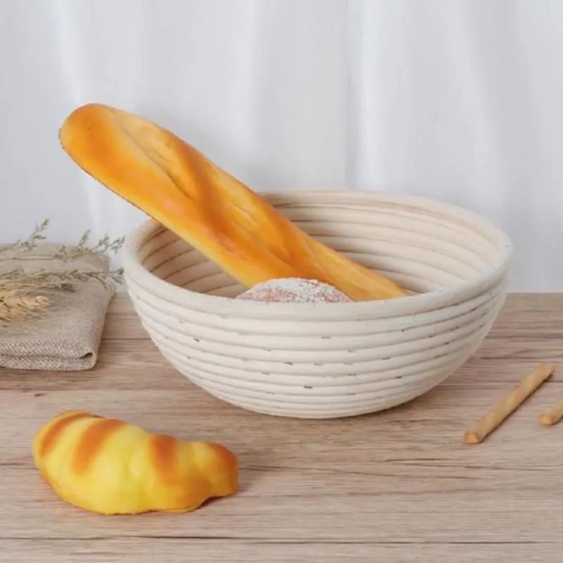 

In Wicker round bread mold, Banneton Natural Pain cart by fermentation, ideal to make your bread mold to your Raise The Bread Ro
