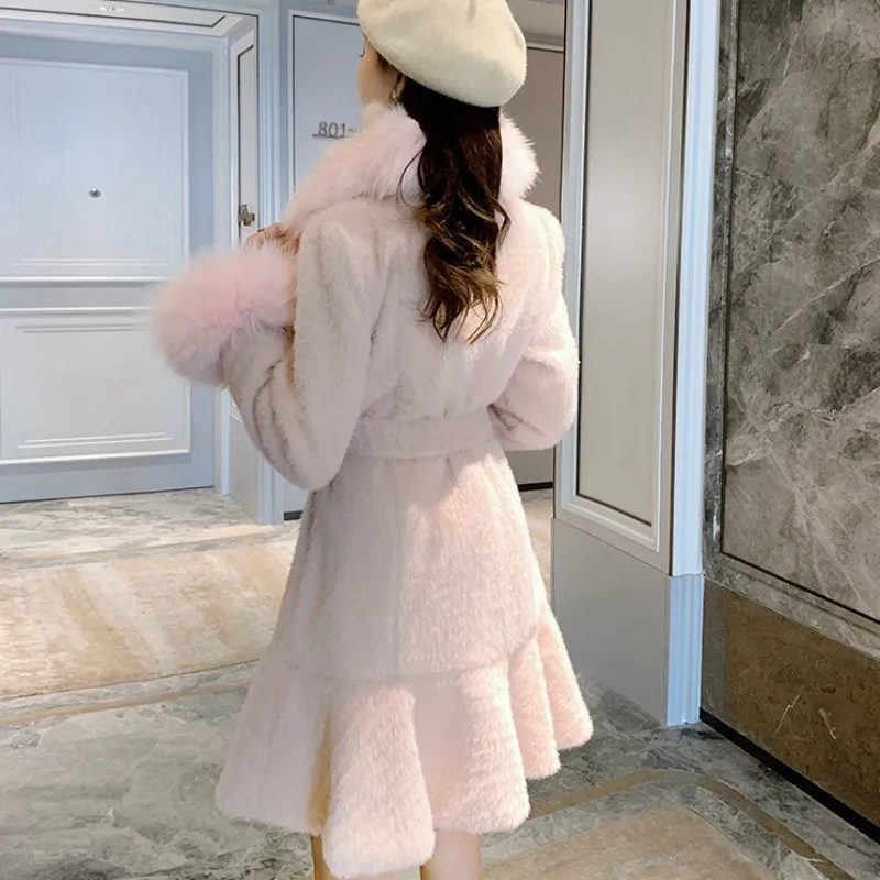 

Elegant Ladies Fur Collar Skirt Stye Long Wool Blends Coat Women Fashion Sashes Belt Slim Fit Hairy Coat Party Overcoat Outwear