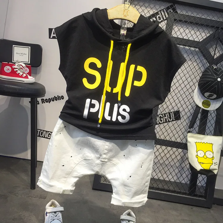 В 2020 году летний повседневный костюм с капюшоном для мальчика из 2 предметов