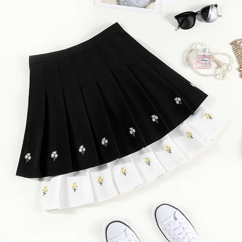 

New 2021 Summer College Style Women Skirts Korean High Waist Plaid Mini Skirt Women Embroidery Chrysanthemum Cute Pleated Skirt
