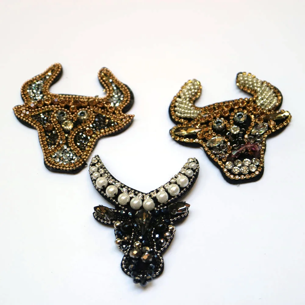

DIY Embroidered beaded Patches for Clothing sew on rhinestone cow parche Appliques Decoration Badge parche