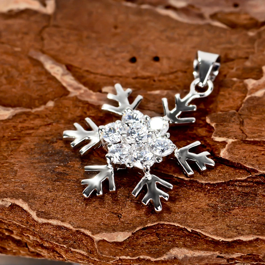 

YFN 925 Sterling Silver Necklace Pendant Snowflake Silver 925 Fine Jewelry Necklace Charms Christmas Jewelry Necklace Mom's Gift